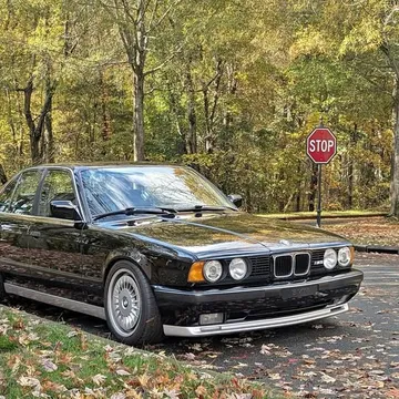 1991 BMW M5