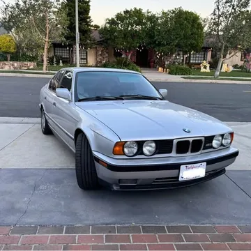 1991 BMW M5 Sedan 4D