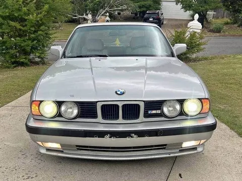 1991 BMW M5 Sedan 4D