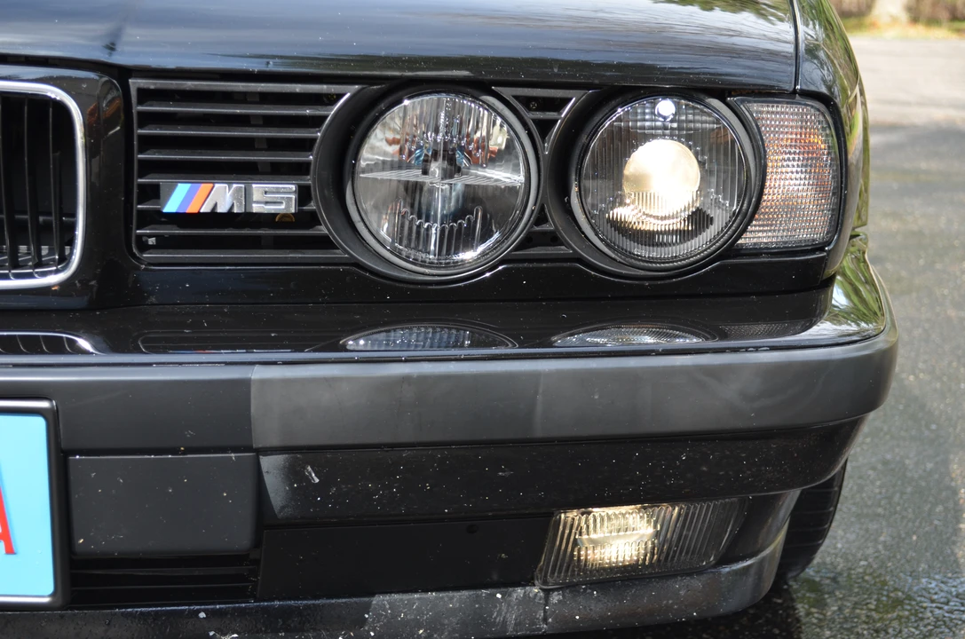 1991 BMW E34 M5 - Image 17 of 31