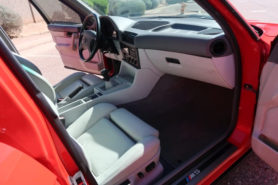 1991 BMW E34 M5 - Image 11 of 20
