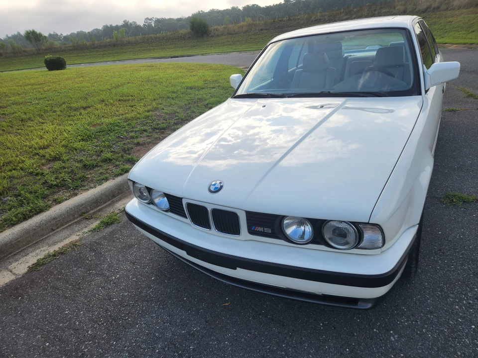 1991 BMW E34 M5 - Image 2 of 31
