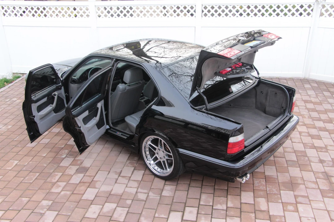 1991 BMW E34 M5 - Image 13 of 31