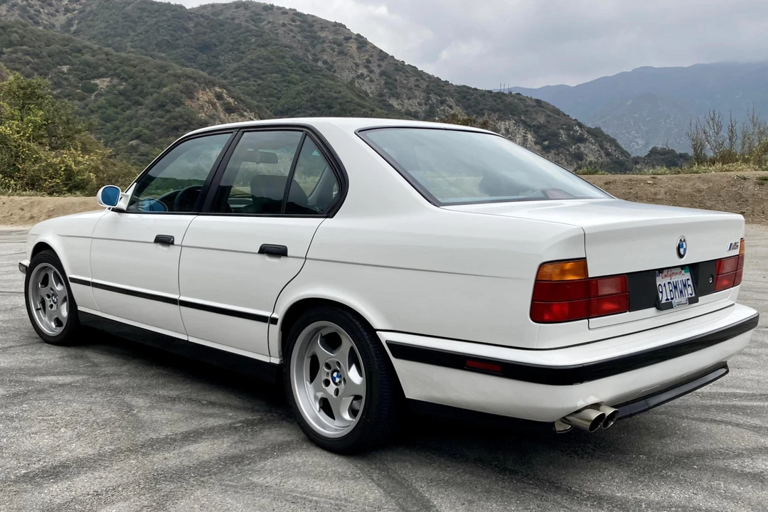 1991 BMW E34 M5 - Image 16 of 31