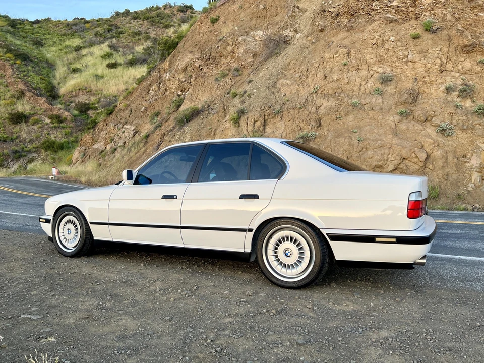 1991 BMW E34 M5 - Image 14 of 31