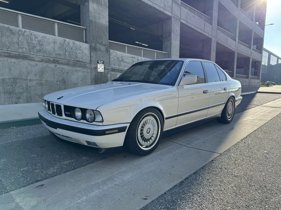 1991 BMW E34 M5 - Image 2 of 31