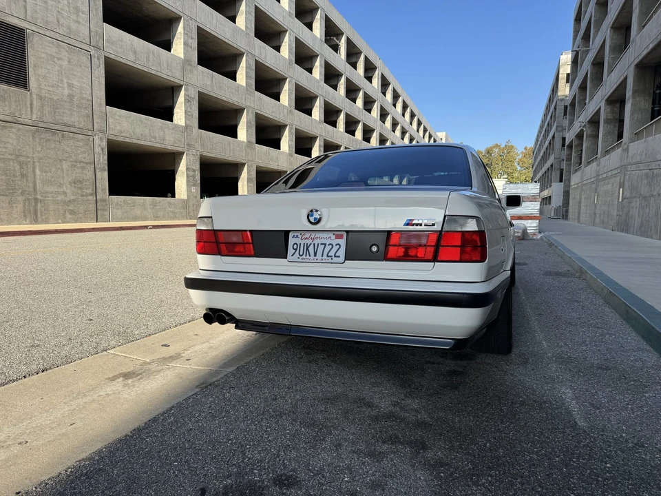 1991 BMW E34 M5 - Image 16 of 31