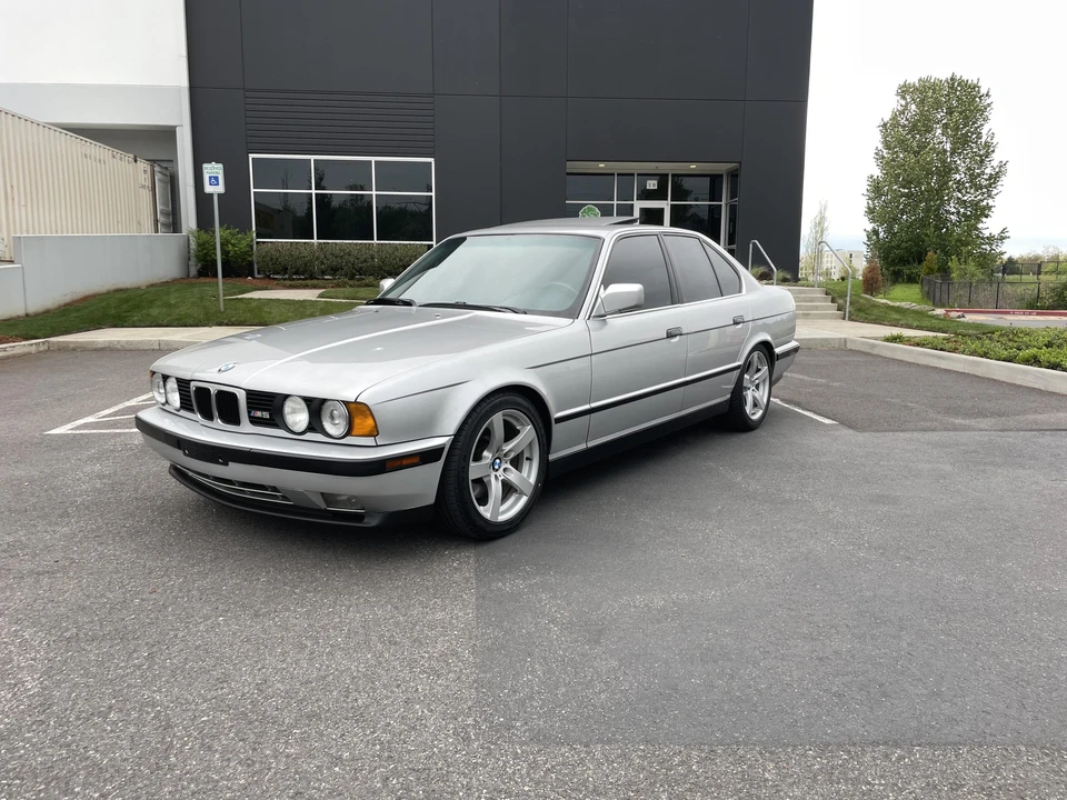 1991 BMW E34 M5 - Image 5 of 31