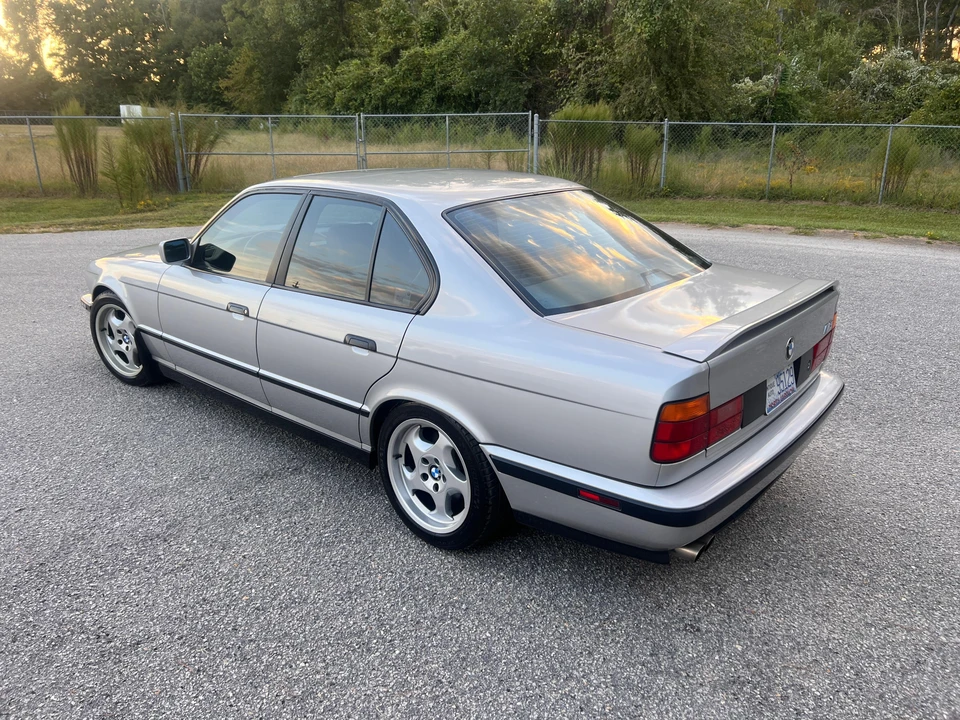 1991 BMW E34 M5 - Image 17 of 31