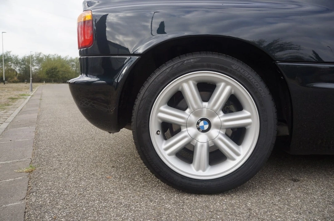 1991 BMW Z1 - Image 28 of 30