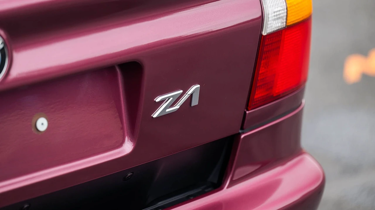 1991 BMW Z1 - Image 2 of 31
