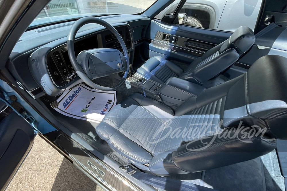 1991 Buick Reatta - Image 3 of 7