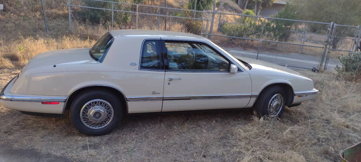 1991 Buick Riviera 4th-7th Gen - Image 2 of 21