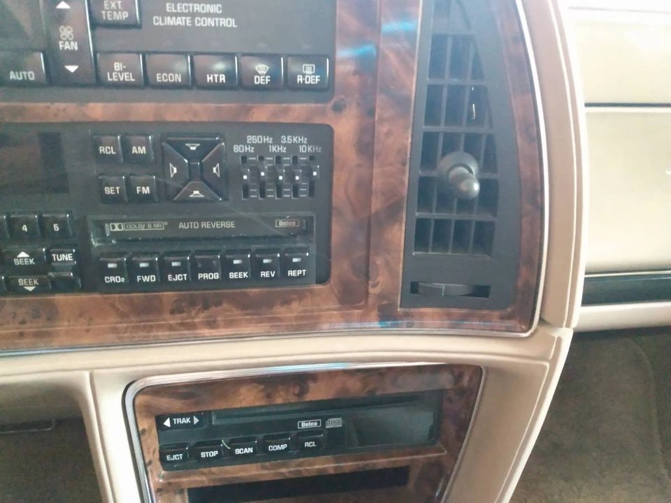 1991 Buick Riviera 4th-7th Gen - Image 18 of 21