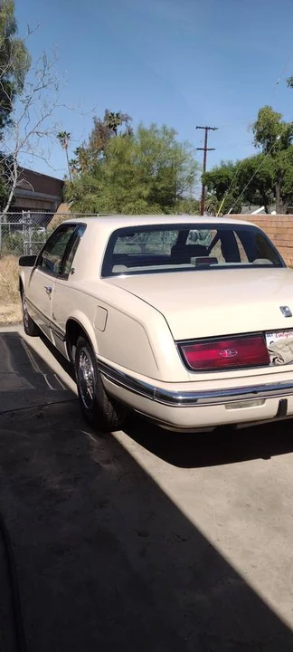 1991 Buick Riviera 4th-7th Gen - Image 21 of 23