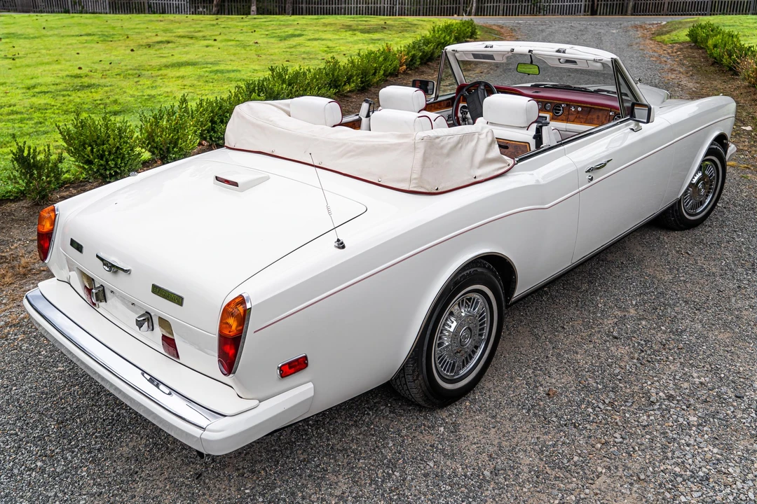 1991 Rolls-Royce Corniche Series IV - Image 13 of 31