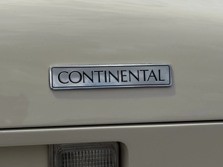 1991 Bentley Continental - Image 10 of 24