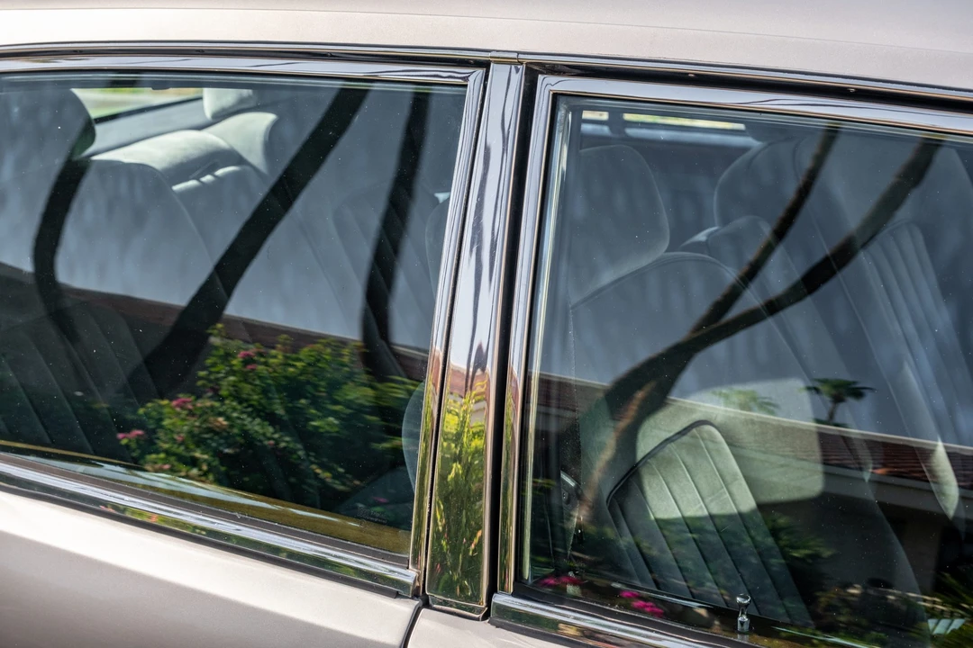 1991 Bentley Mulsanne 1st Gen - Image 25 of 31