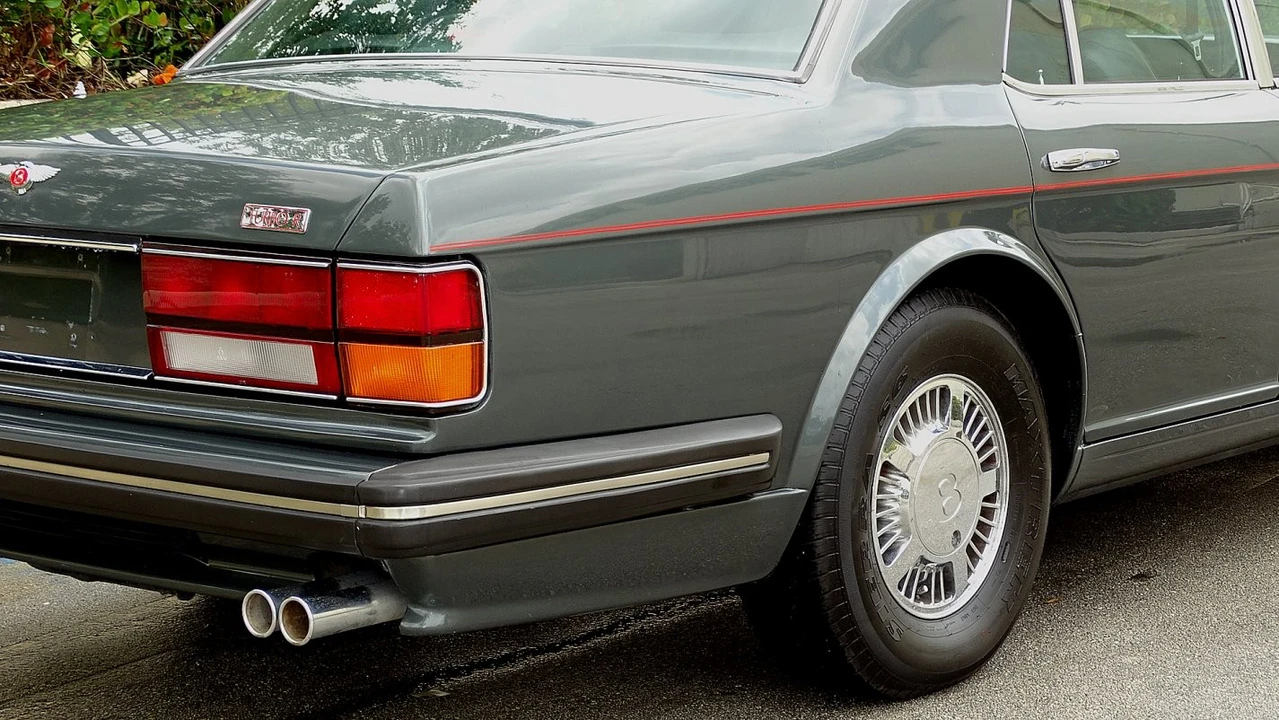 1991 Bentley - Image 9 of 24