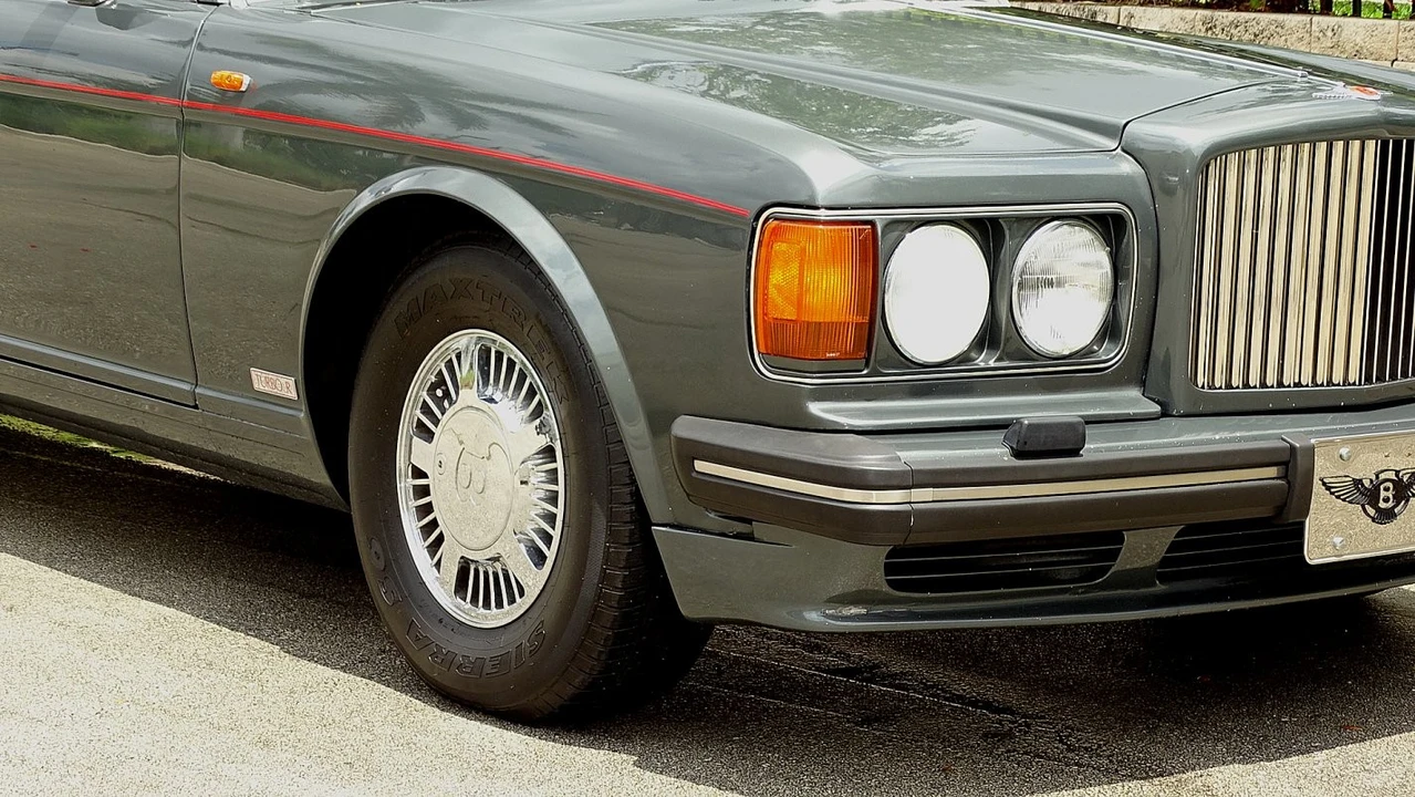 1991 Bentley - Image 12 of 24