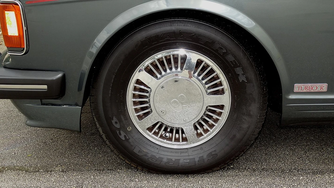 1991 Bentley - Image 14 of 24