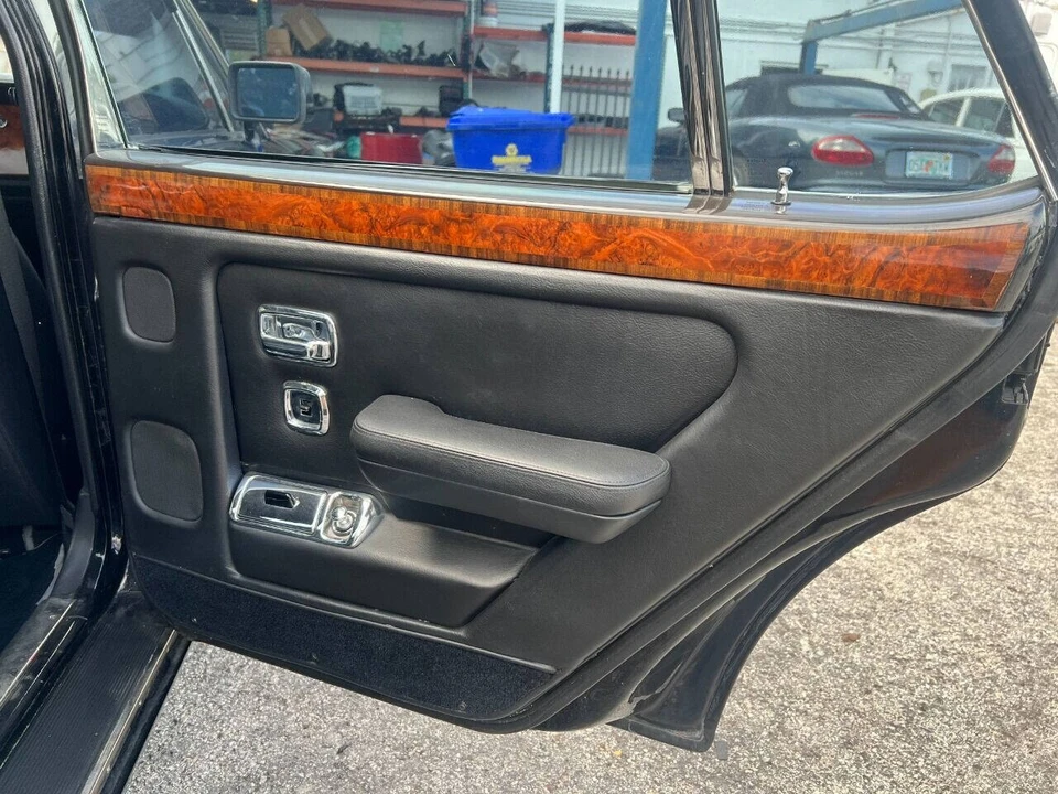 1991 Bentley Mulsanne 1st Gen - Image 7 of 18