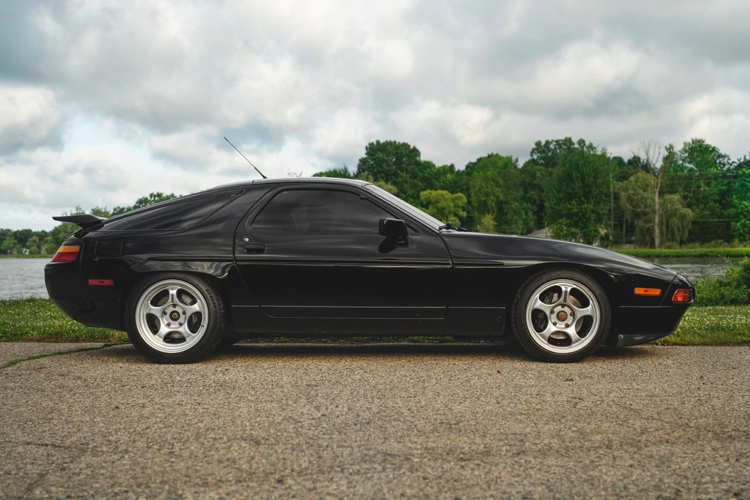 1991 Porsche 928 GT - Image 5 of 12