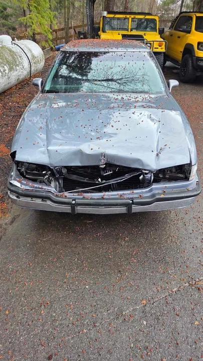 1991 Buick Park Avenue - Image 6 of 10