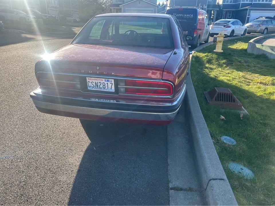 1991 Buick Park Avenue - Image 5 of 7