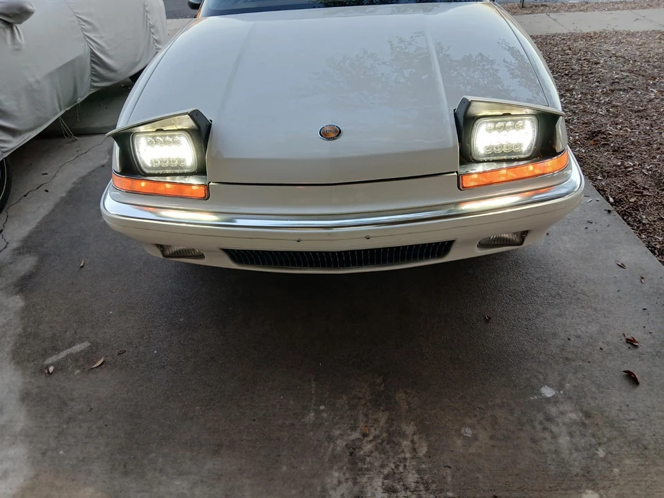 1991 Buick Reatta - Image 7 of 21