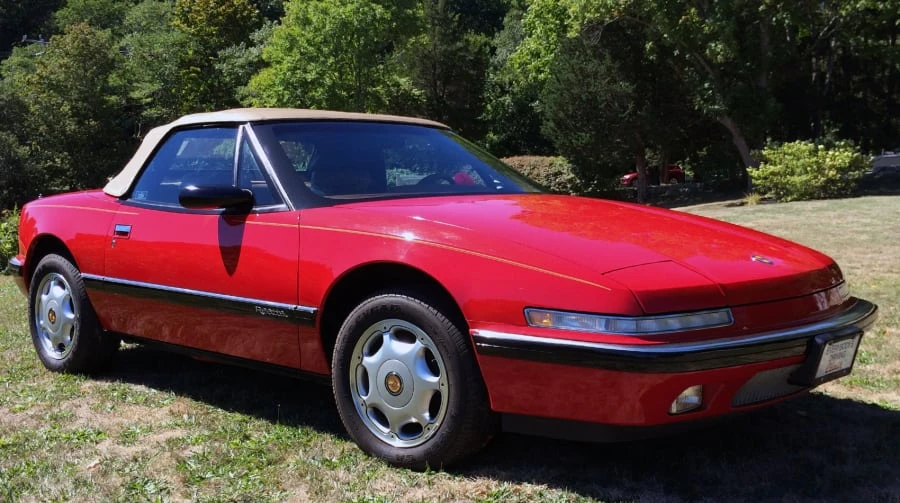 1991 Buick Reatta - Image 5 of 12