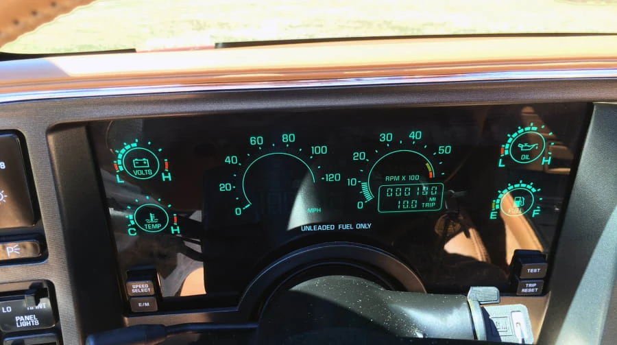 1991 Buick Reatta - Image 8 of 12