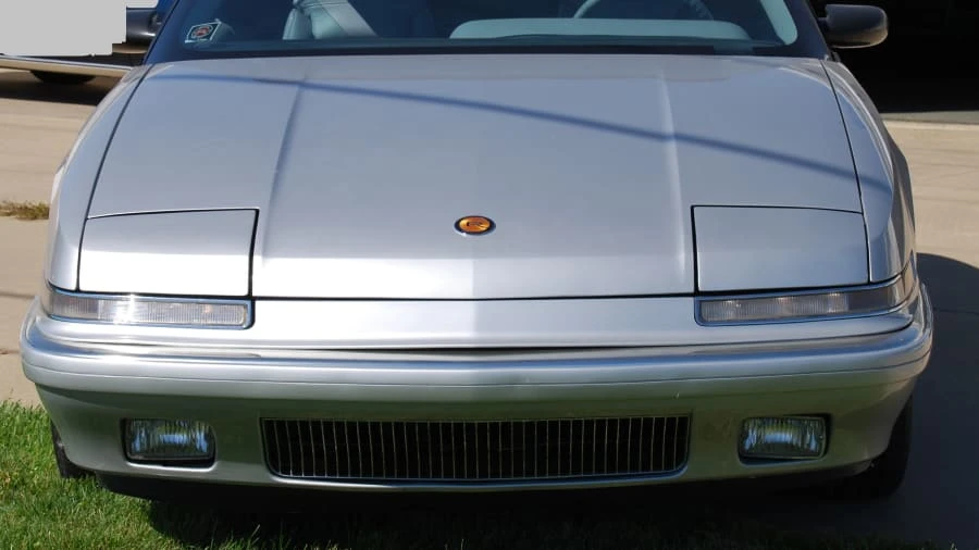 1991 Buick Reatta - Image 4 of 23