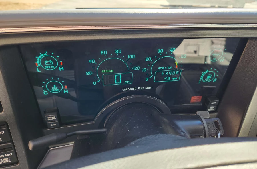 1991 Buick Reatta - Image 18 of 23