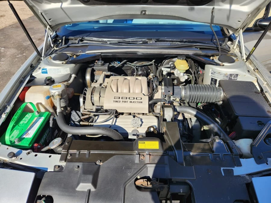 1991 Buick Reatta - Image 20 of 23