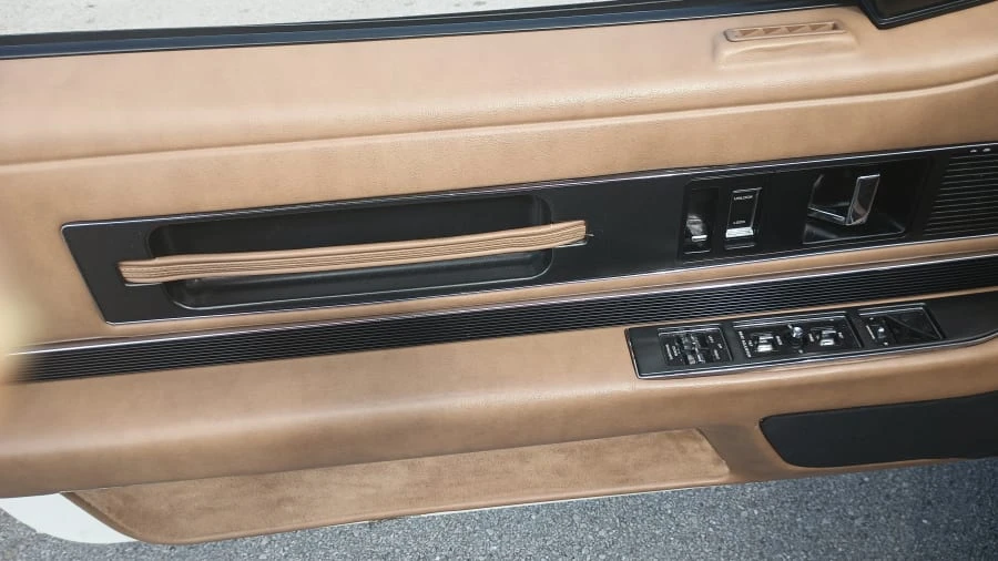 1991 Buick Reatta - Image 20 of 25
