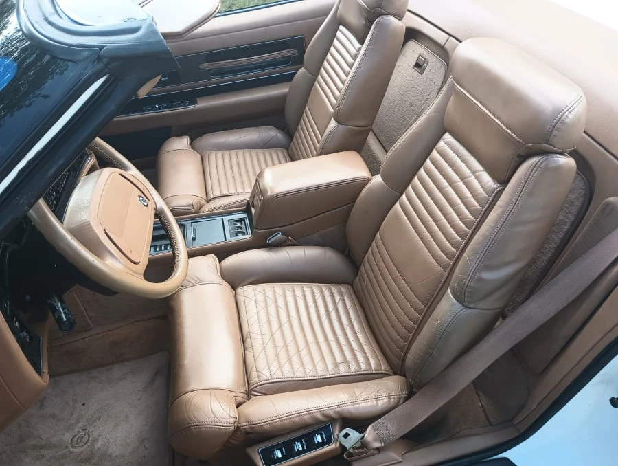 1991 Buick Reatta - Image 19 of 25