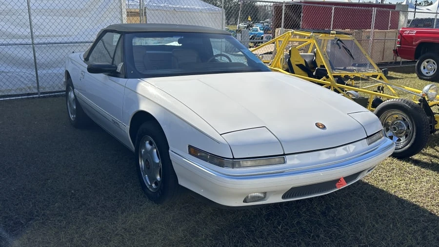 1991 Buick Reatta - Image 14 of 25