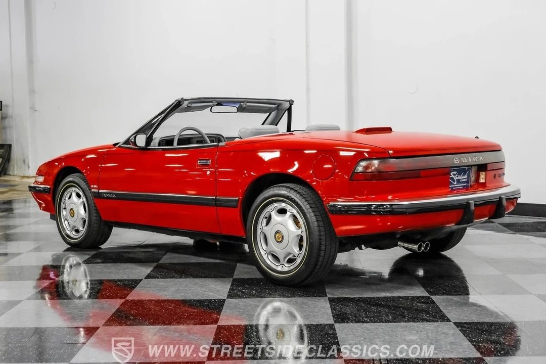 1991 Buick Reatta - Image 8 of 12