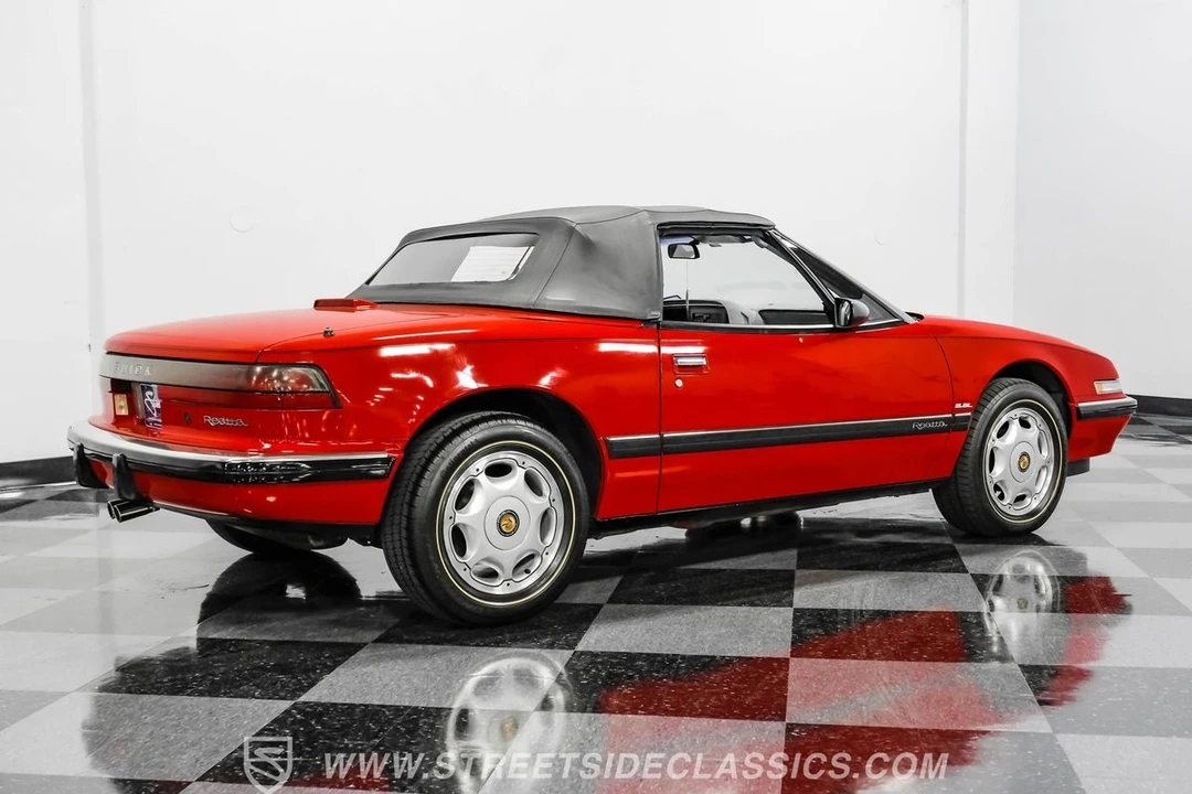 1991 Buick Reatta - Image 12 of 12