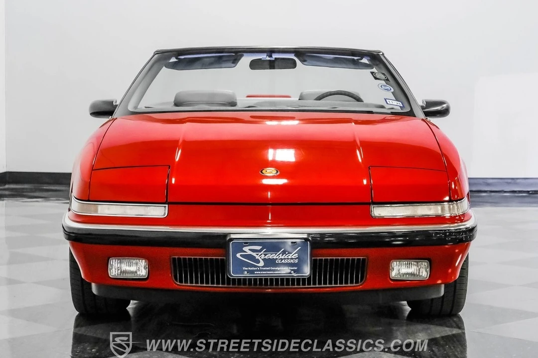 1991 Buick Reatta - Image 17 of 21