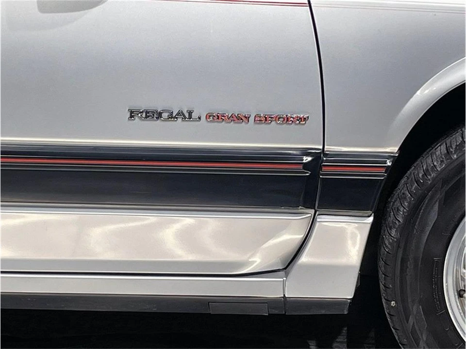 1991 Buick Regal - Image 5 of 31