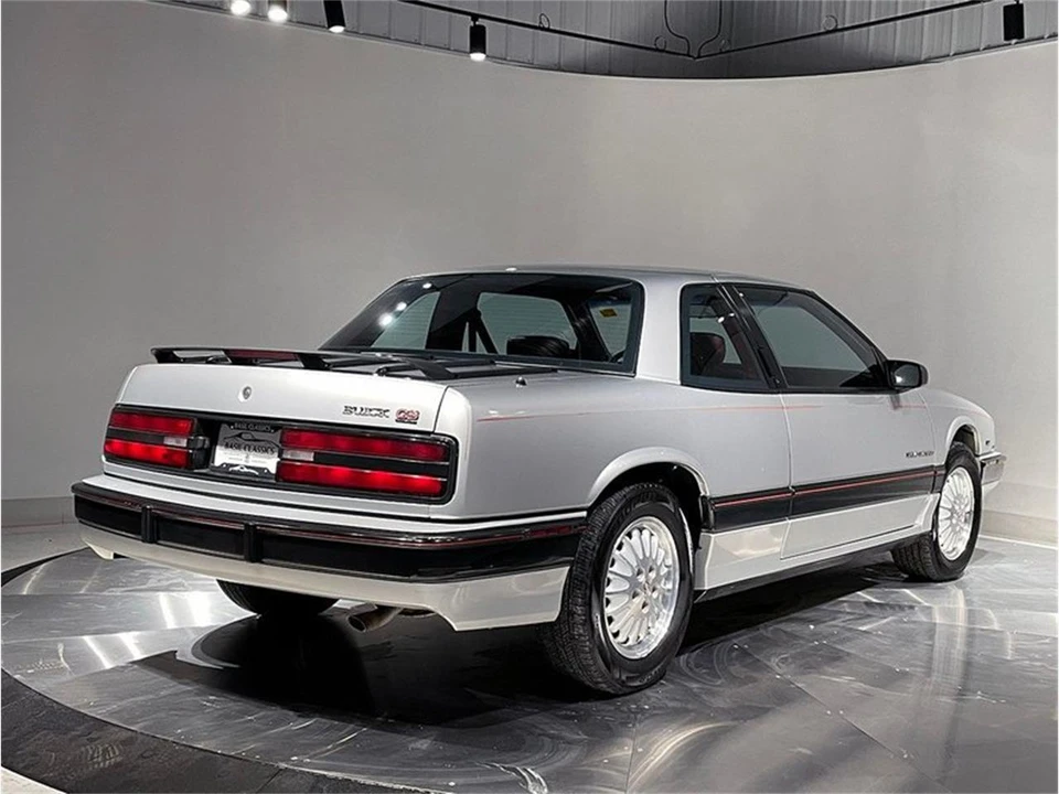1991 Buick Regal - Image 6 of 31