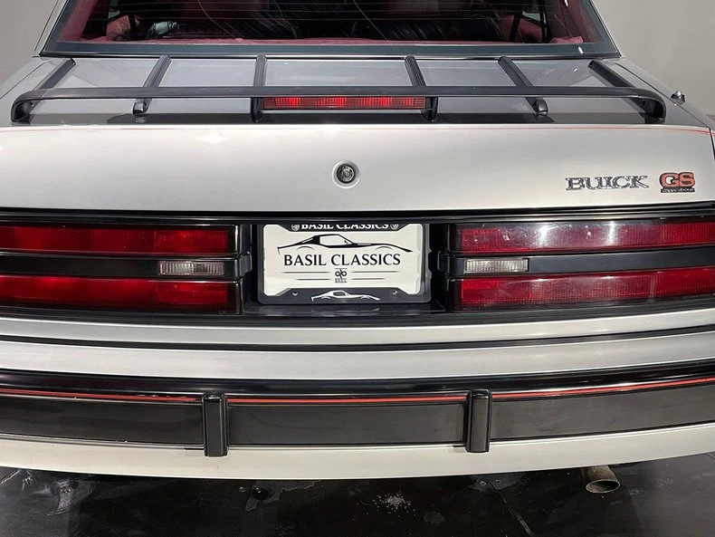 1991 Buick Regal - Image 13 of 31