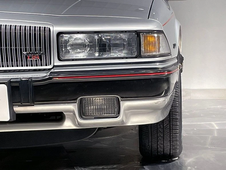 1991 Buick Regal - Image 23 of 31