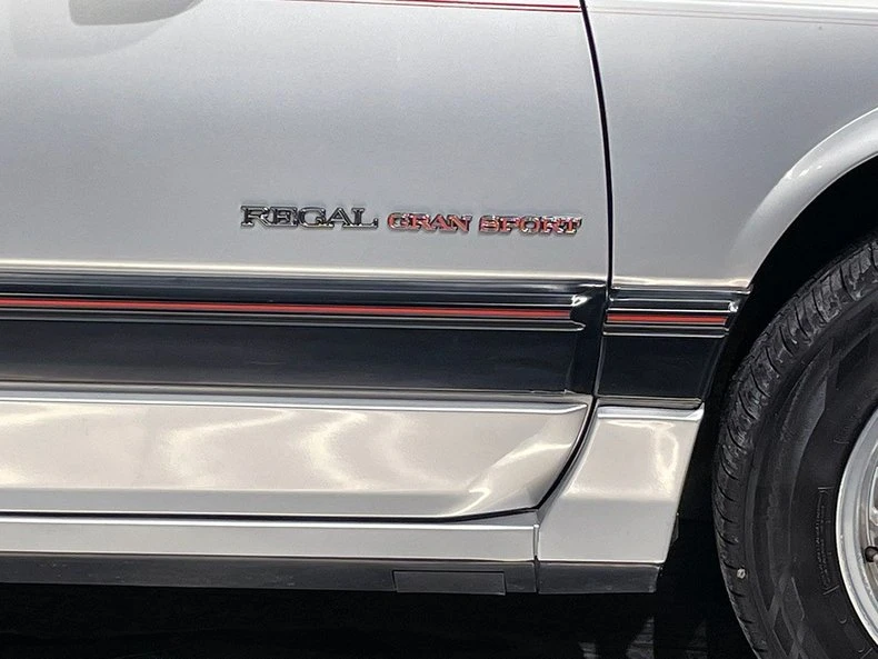 1991 Buick Regal - Image 7 of 31