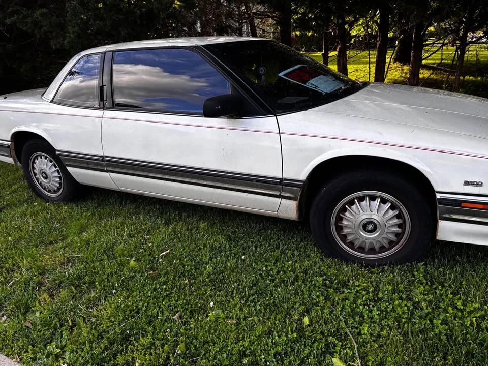 1991 Buick Regal - Image 2 of 5