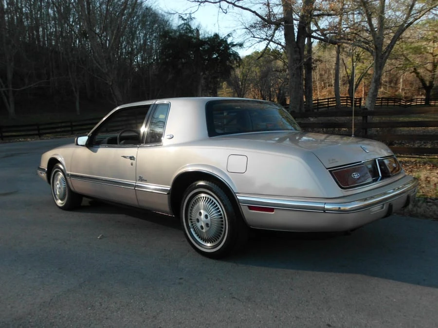 1991 Buick Riviera 4th-7th Gen - Image 3 of 5