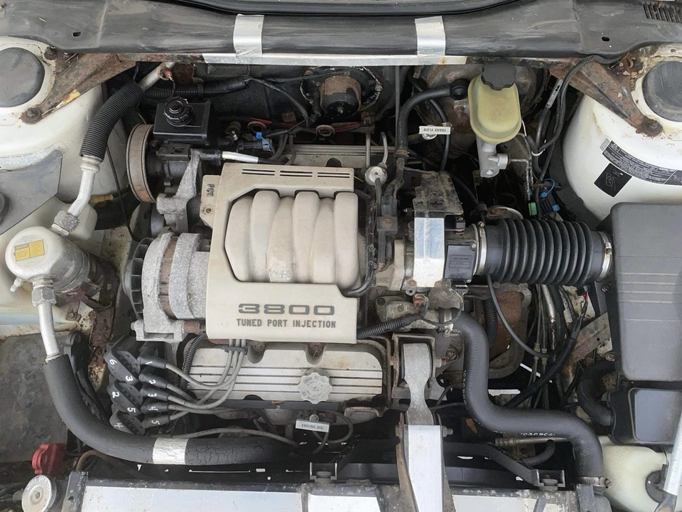1991 Buick Riviera 4th-7th Gen - Image 10 of 16