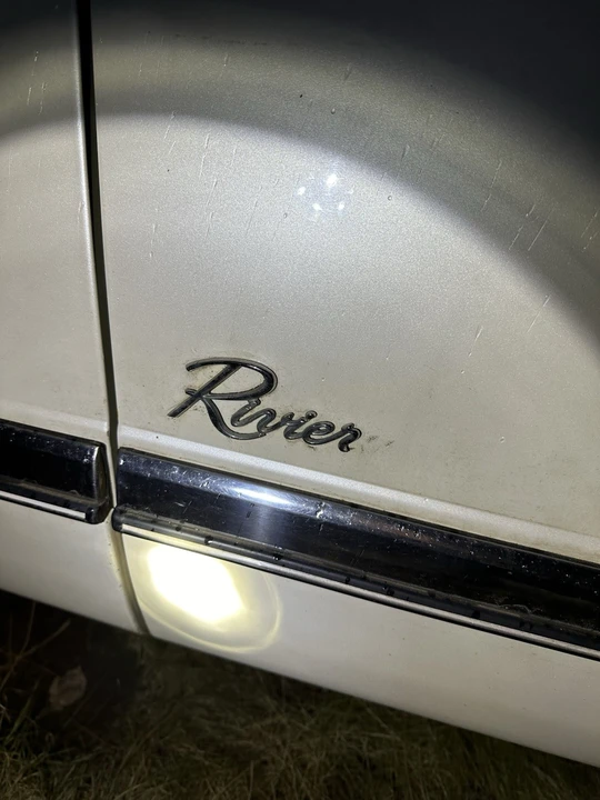 1991 Buick Riviera 4th-7th Gen - Image 8 of 16